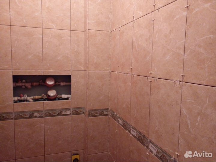 Укладка плитки, сантехнические работы