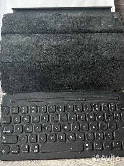 Apple Smart Keyboard