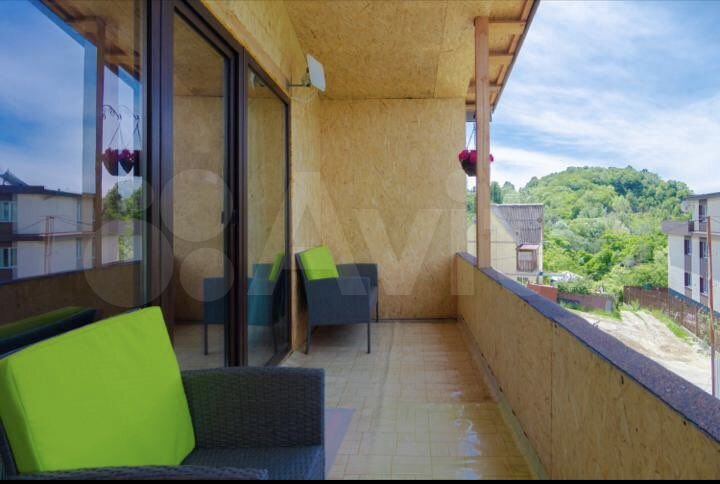 Дом 220 м² на участке 5,7 сот.