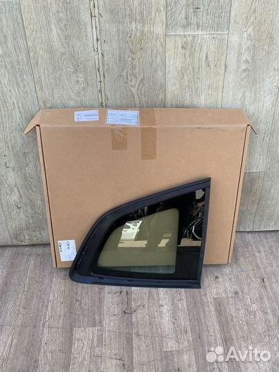 Форточка стекло правое BMW X3 (G01) 2020