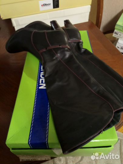 Сапоги женские