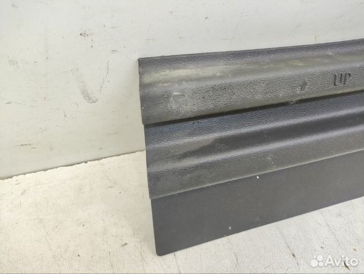 Обшивка багажника левая Volkswagen Tiguan 2