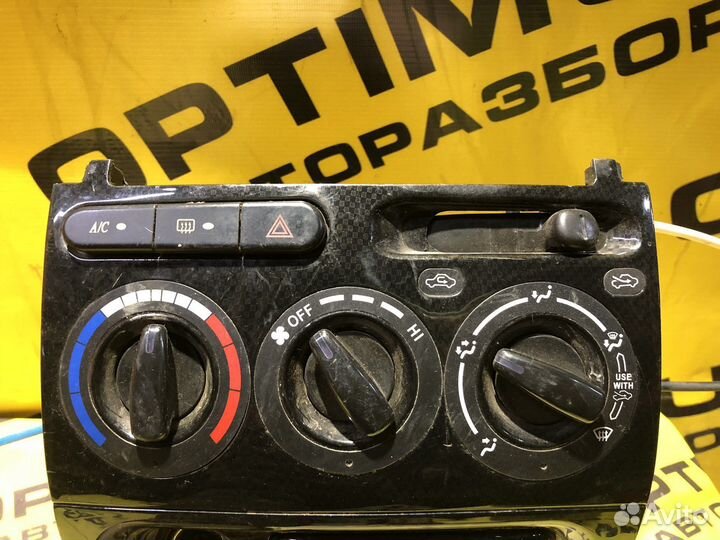 Блок управления печкой Geely Mk