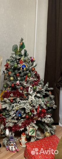 Елка новогодняя искусственная с эффектом снега