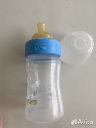 Бытылочка Chicco с латексной соской