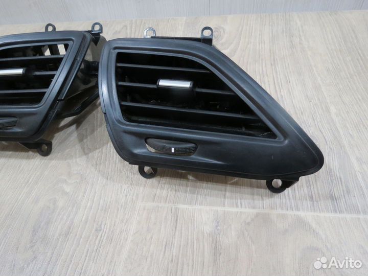 Дефлектор торпедо правый LADA Vesta Веста