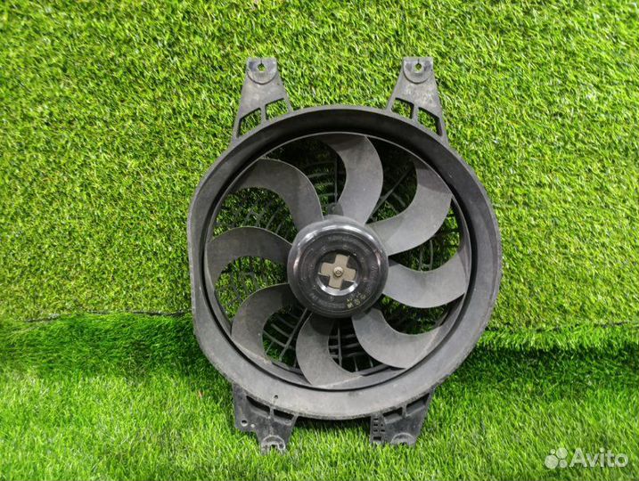 Вентилятор радиатора кондиционера Kia Sorento BL