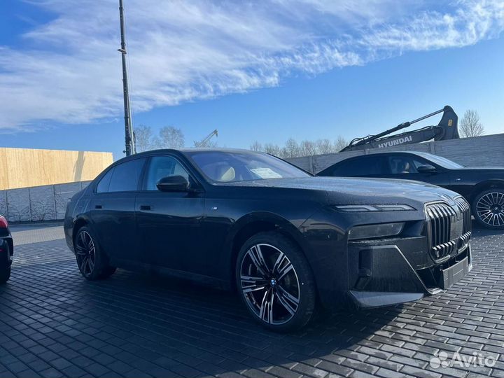 BMW 7 серия 3.0 AT, 2025, 15 км