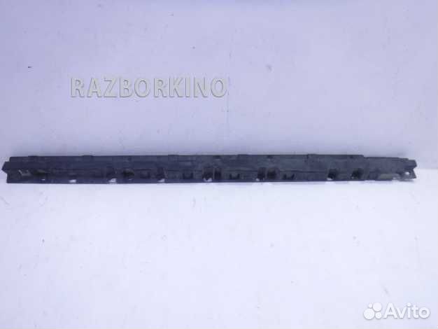 Кронштейн накладки порога