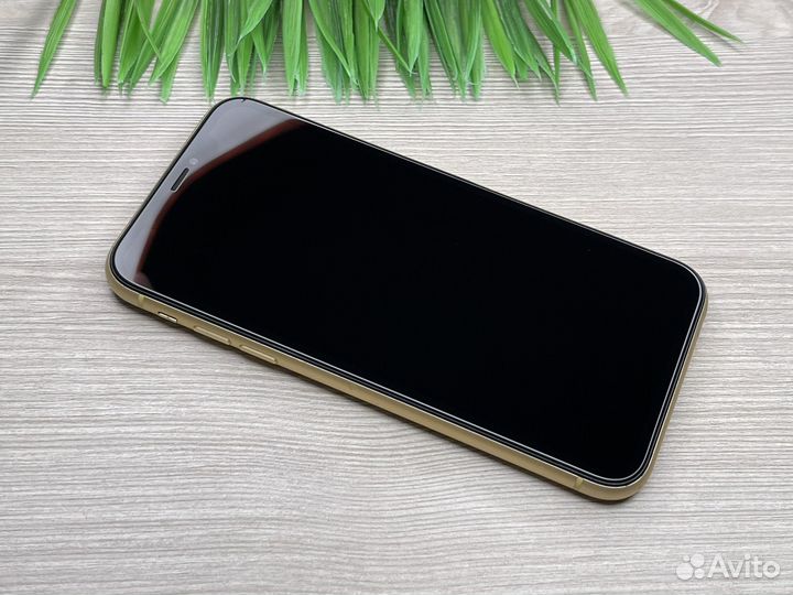 iPhone XR 64GB Yellow