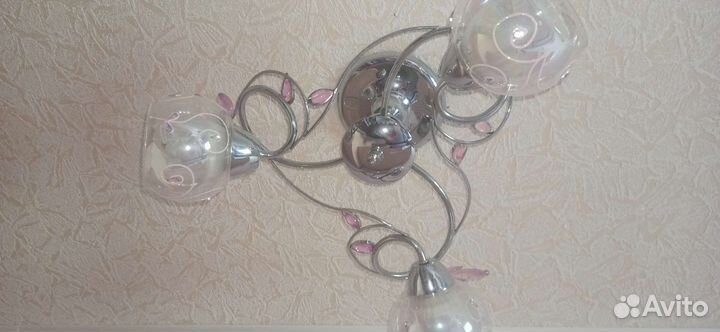 Люстра и бра