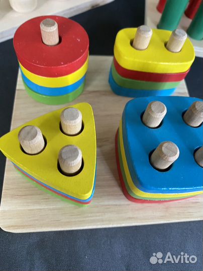 Развивающие игрушки Монтессори