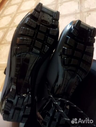 Лыжные ботинки EU39,40,41,42,43