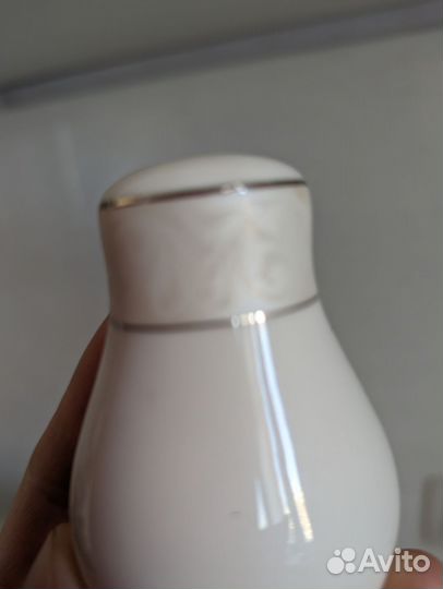 Солонка и перечница фарфор