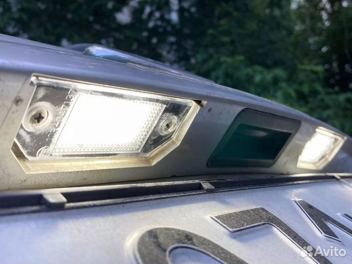 Подсветка номера на Ford Focus 2 C-Max 1