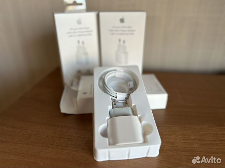 Зарядный блок питания iPhone + кабель