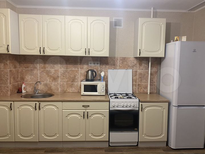2-к. квартира, 64 м², 6/10 эт.