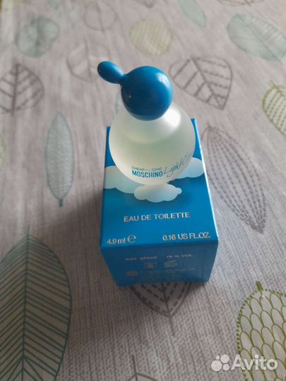 Коробочка и миниатюра Москино