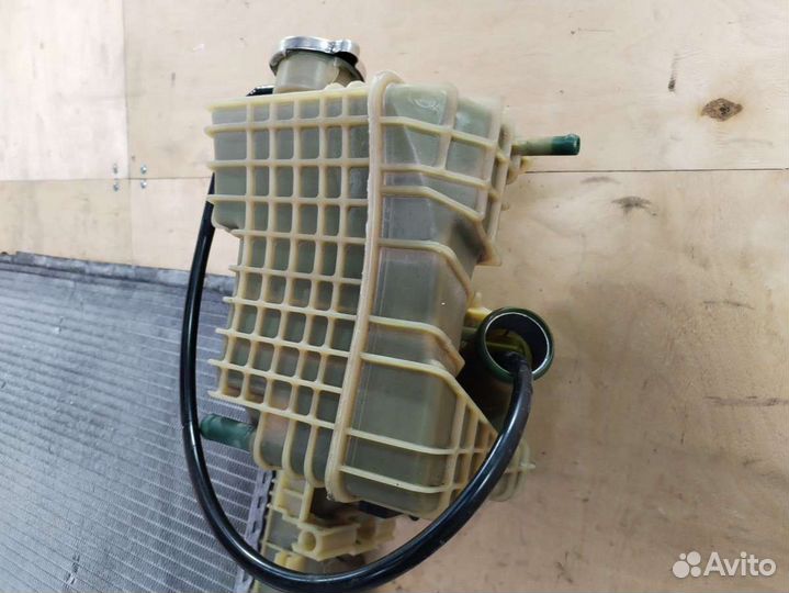 Радиатор основной Mercedes-Benz Vito W638 63850127