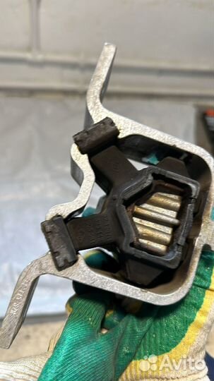 Опора двигателя правая LADA Веста