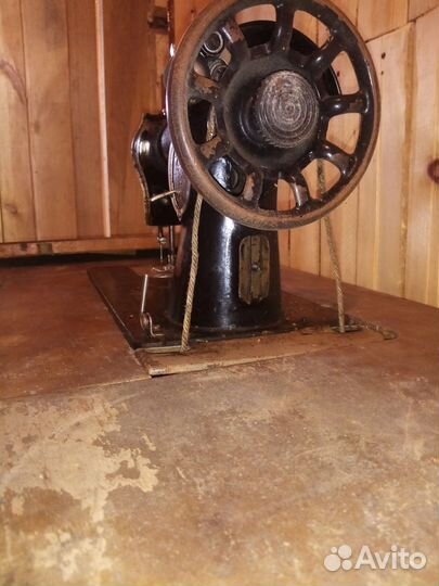 Швейная машинка ножная бу