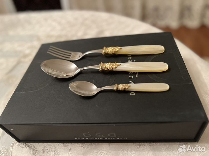 Набор столовых приборов