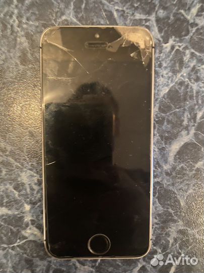 Телефон iPhone 5s