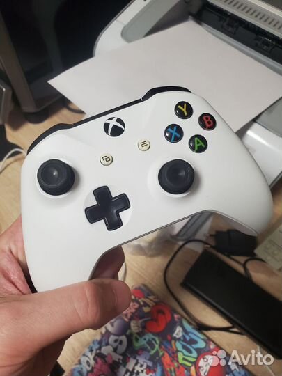 Геймпад xbox one s