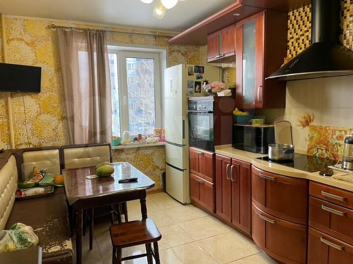 3-к. квартира, 71,5 м², 4/14 эт.