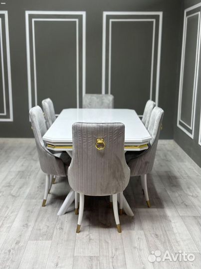 Кухонный стол,стулья / оплата при получении