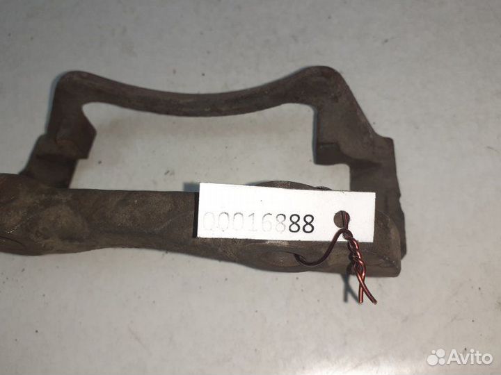 Скоба суппорта переднего