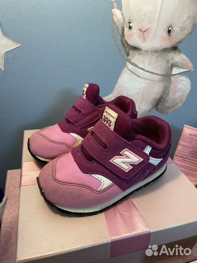 Кроссовки для девочки 23
