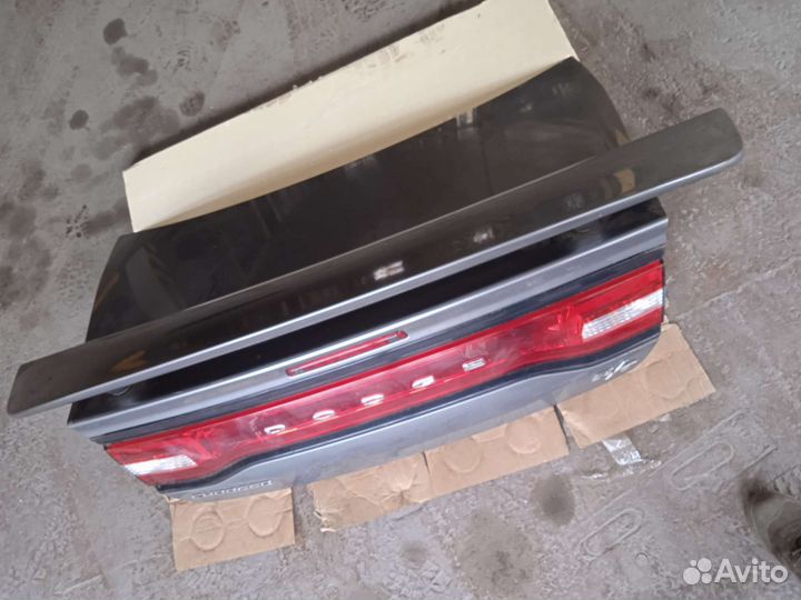 Крышка багажника dodge Charger ld