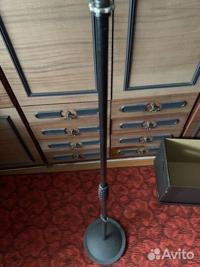 Микрофонная стойка настольная