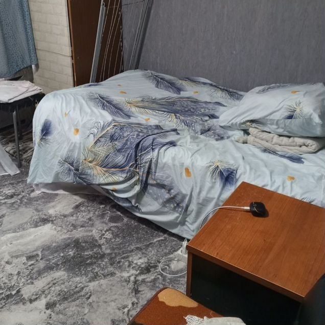 Комната в 4-к., 1/9 эт.
