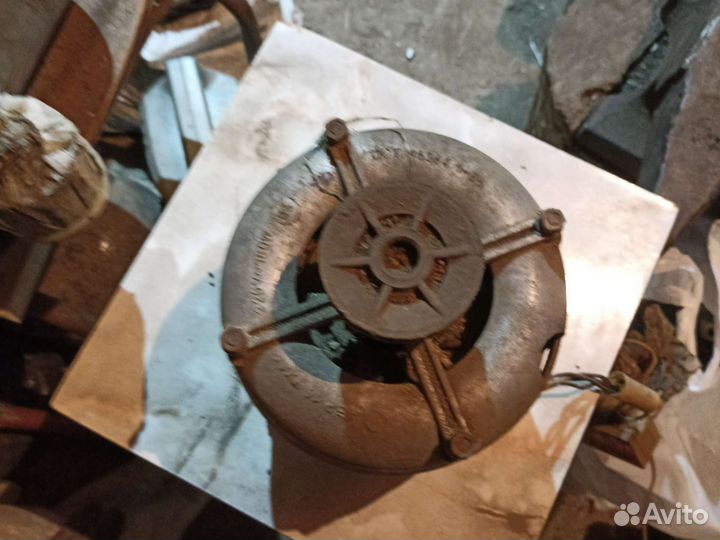 Двигататель стиральной машины