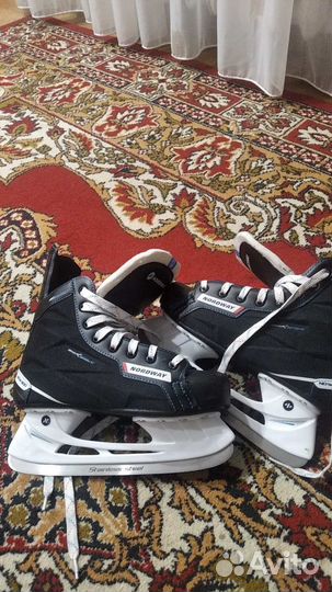 Коньки хоккейные 40 р-р
