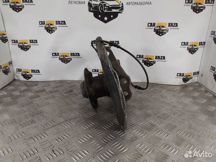 Кулак поворотный передний правый R