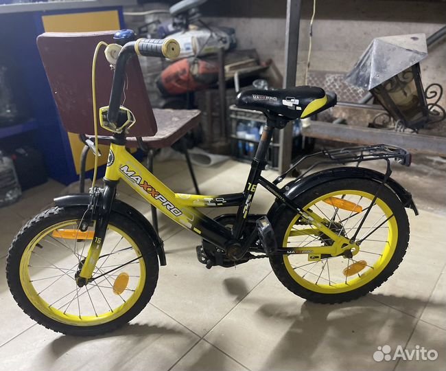 Детский велосипед 16