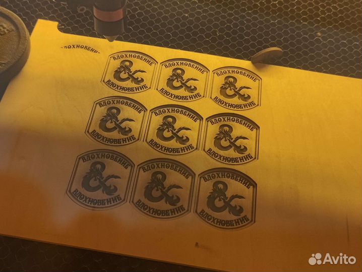 Лазерная резка фанеры, акрила и кожи