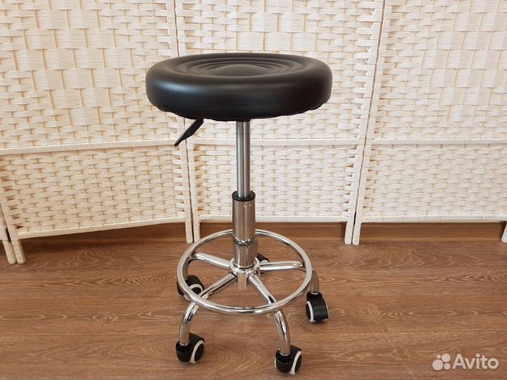 Стул мастера черный