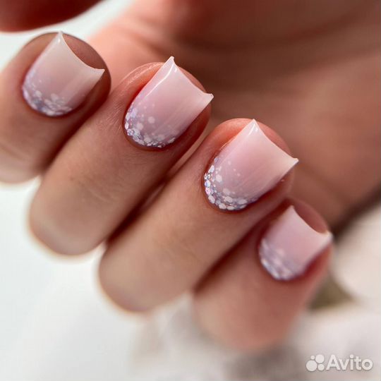 Маникюр с покрытием гель - лак / Москва