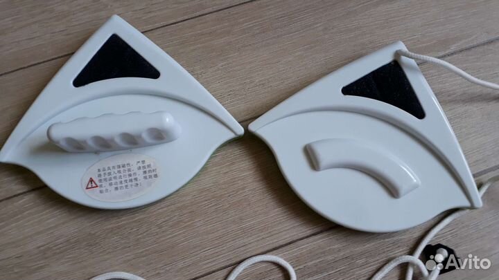 Магнитная щетка для мытья стекол