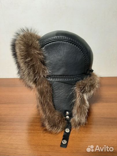 Продаю шапку зимнию 58 размера