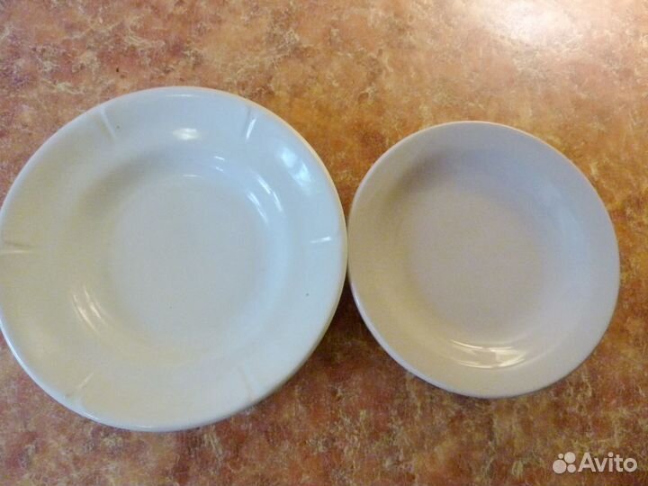 Посуда новая СССР- Тарелки,графин,кофейник