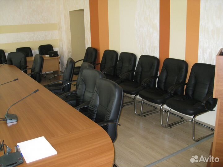 Конференц кресло 