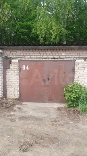 Гараж, > 30 м²