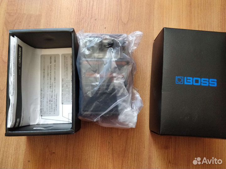 Boss metal zone MT 2