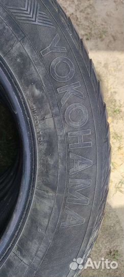 Yokohama Ice Guard Stud IG55 235/65 R17