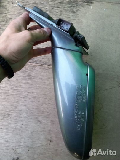 Корпус зеркала audi 100